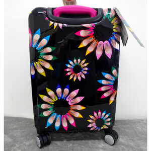Sarah Jessica Parker Hardside Expandable Carry On Spinner Suitcase